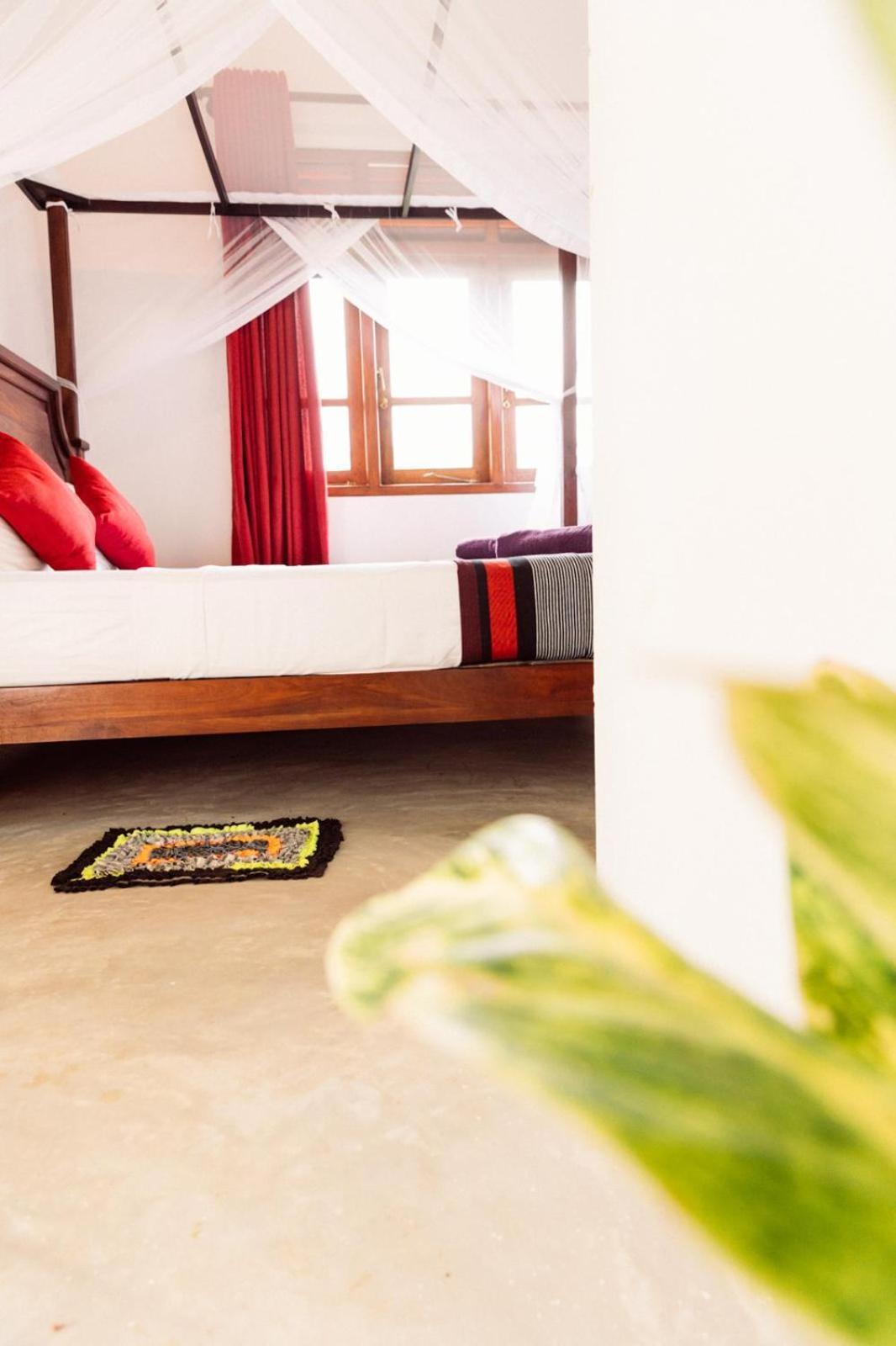 Hiriketiya Ladina Homestay Діквелла Екстер'єр фото